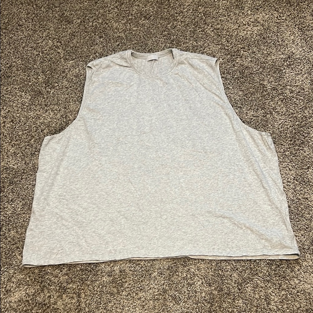 SKIMS Light Heather Gray Sleeveless Muscle Tee
